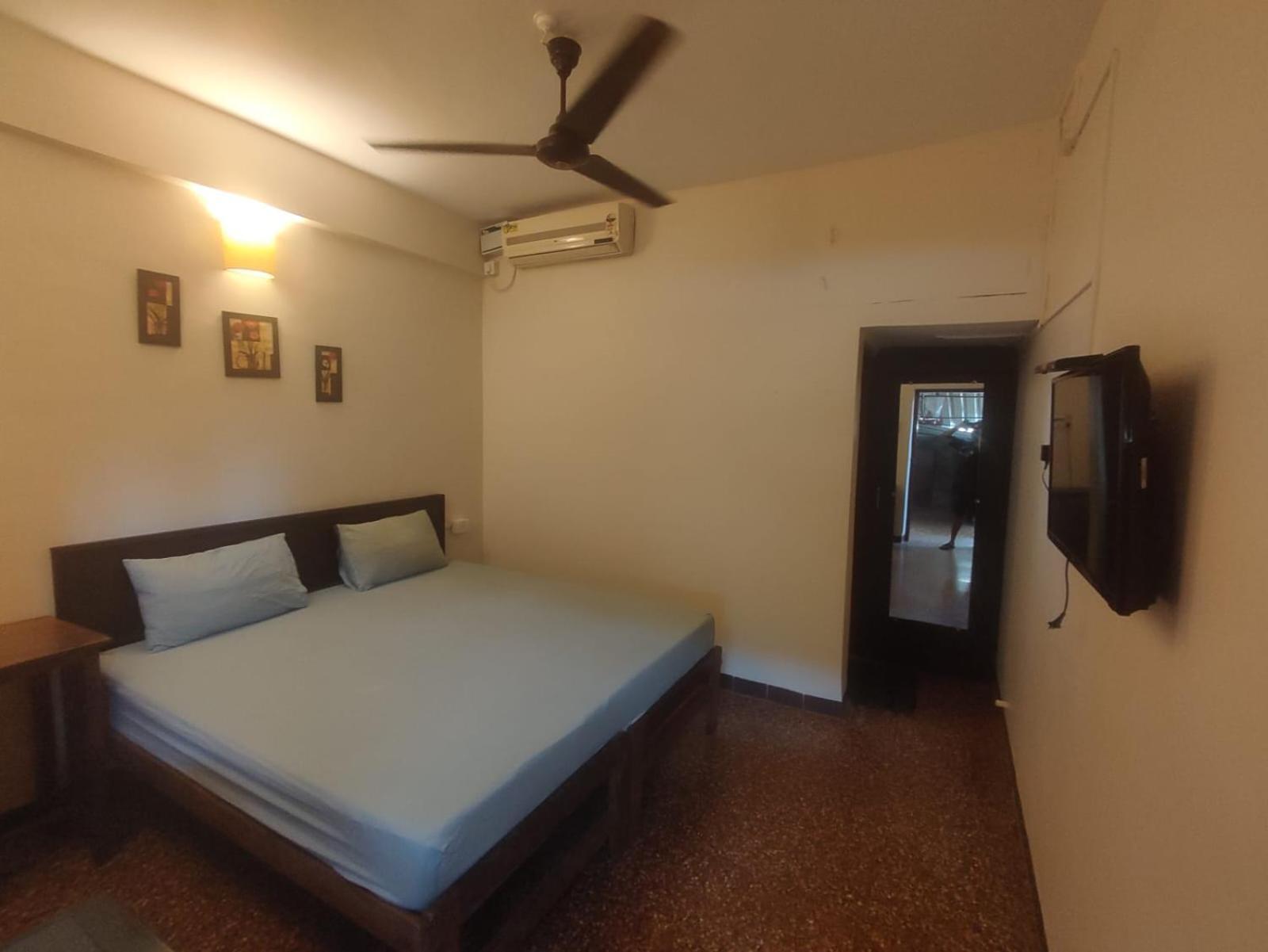 Hill View Guest House Anjuna Buitenkant foto