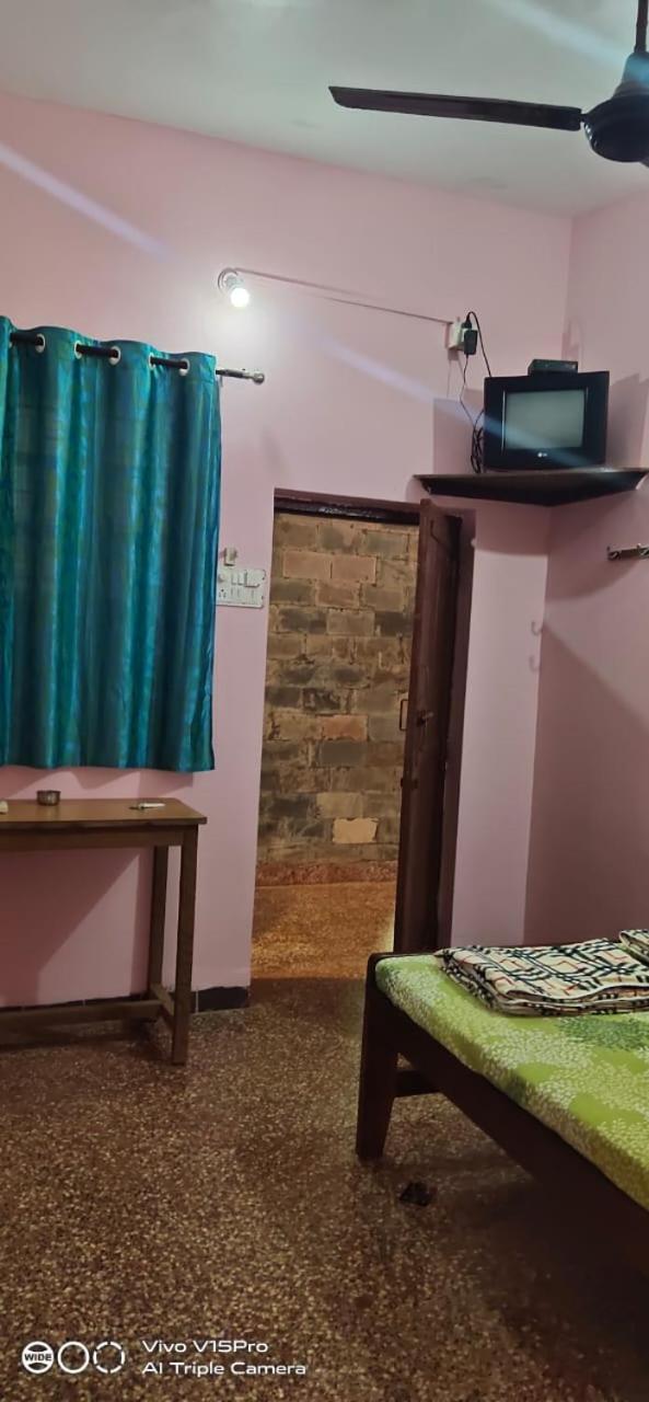 Hill View Guest House Anjuna Buitenkant foto