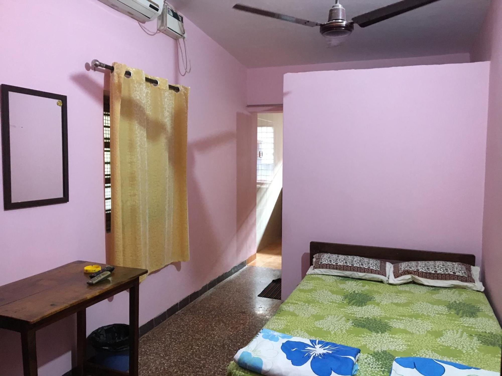 Hill View Guest House Anjuna Buitenkant foto